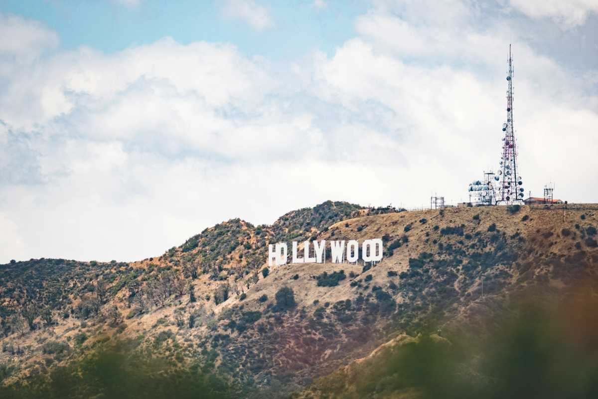 Setting Realistic Career Goals for Every Stage of Fame